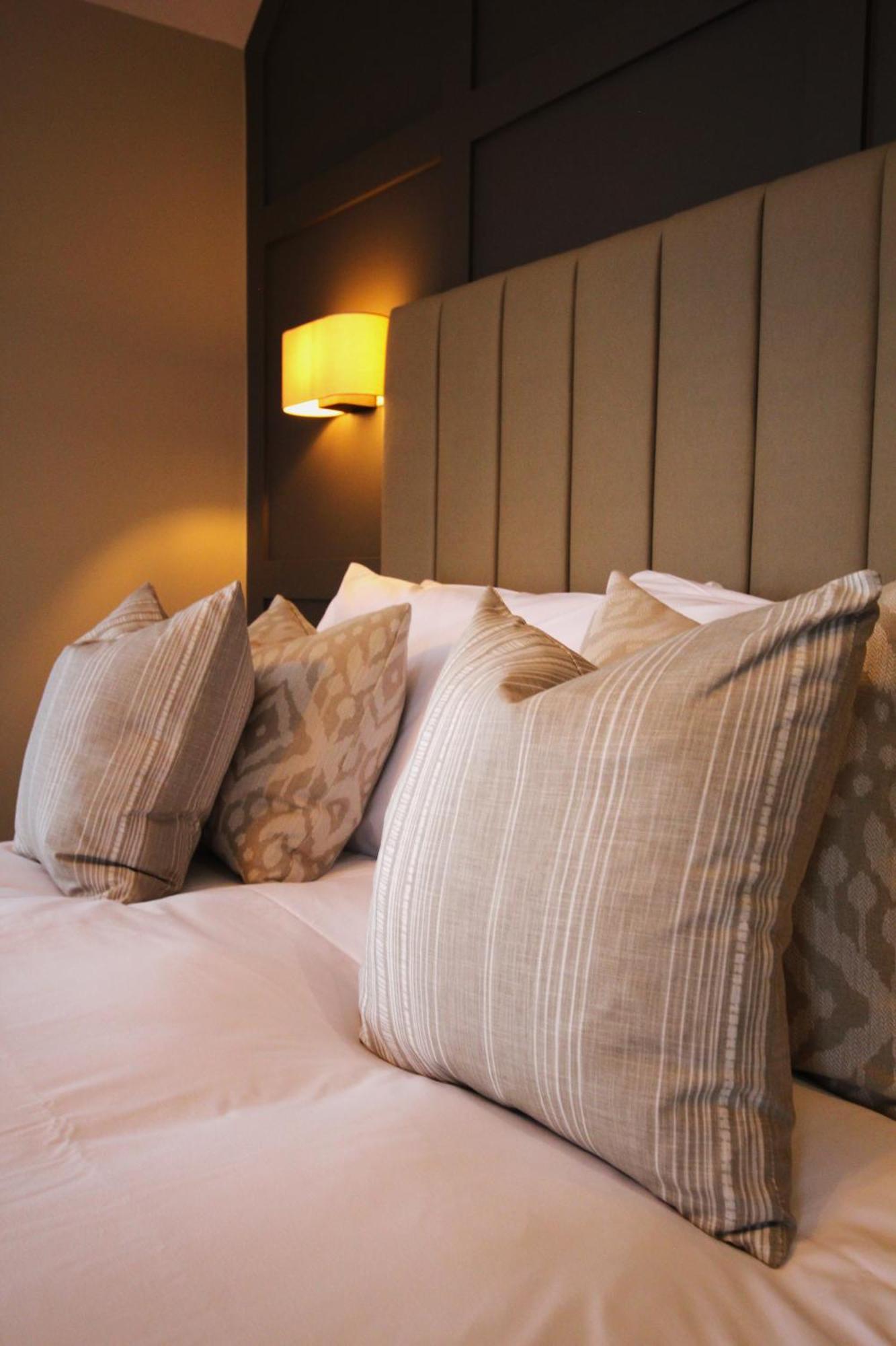 Hotel Coach & Horses Dersingham Exterior foto